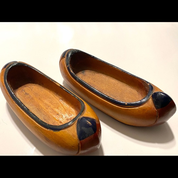 7 wooden Asian decorative vi rage kit. - Picture 16 of 16